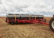 Strojevi za sjetvu Case IH 3219 Easy Riser