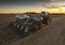 Strojevi za sjetvu Case IH 3228 Easy Riser