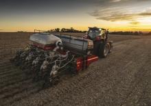 Strojevi za sjetvu Case IH 3230 Easy Riser