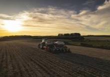Strojevi za sjetvu Case IH 3234 Easy Riser