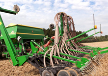 Strojevi za sjetvu John Deere 740A