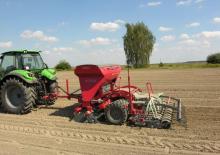 Strojevi za sjetvu Unia FS T Drive 1500/4