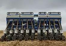 Strojevi za sjetvu New Holland PL4011R