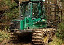 Šumski specijalni traktori Timberjack 810 D