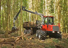Šumski specijalni traktori Komatsu 840.4