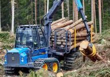 Šumski specijalni traktori Rottne F 15 D