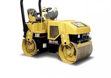 Tandem vibracijski valjci Caterpillar CB 214 E