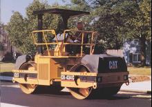 Tandem vibracijski valjci Caterpillar CB-434C