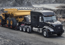 Tegljači - tegljačke jedinice Volvo Trucks VNX 400.527 8x4