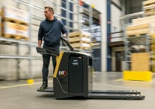 Tegljači za vuču Caterpillar NTR30N2