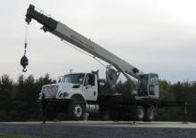 Teleskopske dizalice montirane na kamion National Crane 1300A