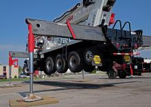 Teleskopske dizalice sa granom montirane na kamion Elliott Equipment E160 E-Line