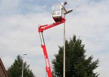 Teleskopske dizalice sa granom montirane na kamion TEUPEN Euro B 14 T