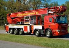 Teleskopske dizalice sa granom montirane na kamion Bronto Skylift S 54 XDT