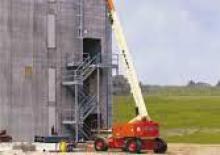 Teleskopska podizna platforma na gusjenicama JLG 110 SX J