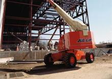 Teleskopska podizna platforma na gusjenicama JLG 601 S