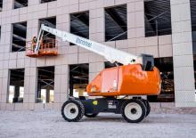 Teleskopska podizna platforma na gusjenicama Snorkel 660SJ