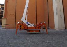 Teleskopska podizna platforma na gusjenicama Easy Lift R260WHY 