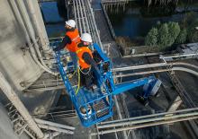 Teleskopska podizna platforma na gusjenicama Genie S-80 XC