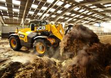 Dvorišni utovarivač JCB 531-70 AGRI Super