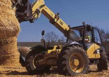 Teleskopski utovarivači Caterpillar TH220B