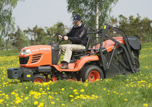 Samohodne kosilice za travnjake i vrtni traktori Kubota G26 HD 