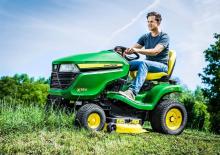 Samohodne kosilice za travnjake i vrtni traktori John Deere X354