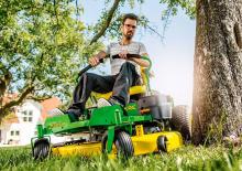 Samohodne kosilice za travnjake i vrtni traktori John Deere Z345R