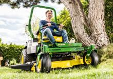 Samohodne kosilice za travnjake i vrtni traktori John Deere Z530M