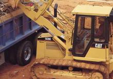 Utovarivači gusjeničari Caterpillar 933
