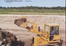 Utovarivači gusjeničari Caterpillar 935B