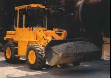 Utovarivači na kotačima John Deere Construction 244 E