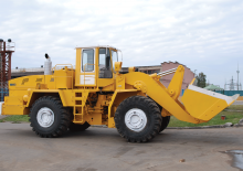 Utovarivači na kotačima Belaz 40483