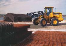 Utovarivači na kotačima John Deere Construction 44 H TC