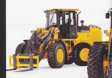 Utovarivači na kotačima John Deere Construction 444 J