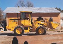 Utovarivači na kotačima John Deere Construction 544 H