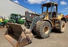 Utovarivači na kotačima John Deere Construction 624 J