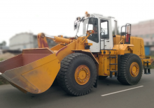 Utovarivači na kotačima Belaz 68010