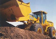Utovarivači na kotačima John Deere Construction 744 H
