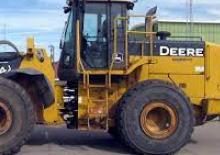 Utovarivači na kotačima John Deere Construction 744 J