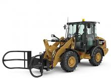 Utovarivači na kotačima Caterpillar 906M