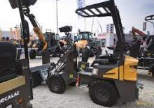 Utovarivači na kotačima Mecalac AX300