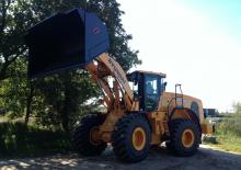 Utovarivači na kotačima Hyundai HL960XT
