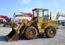 Utovarivači na kotačima Massey Ferguson MF 33