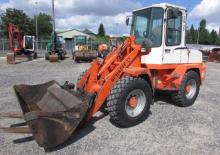 Utovarivači na kotačima Terex-Schaeff SKL 833