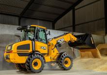 Utovarivači na kotačima JCB TM180 Agri