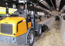 Utovarivači na kotačima Giant V 4502 T