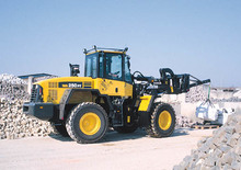 Utovarivači na kotačima Komatsu WA250PT-5