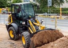 Utovarivači na kotačima Komatsu WA80M-7