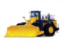 Dozeri na kotačima Komatsu WD900-3A